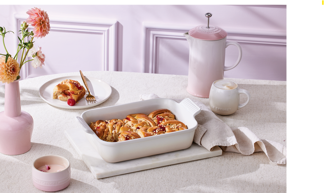 Le Creuset Stoneware Rectangular Dish Heritage 26cm MeringueMeringue image number 6